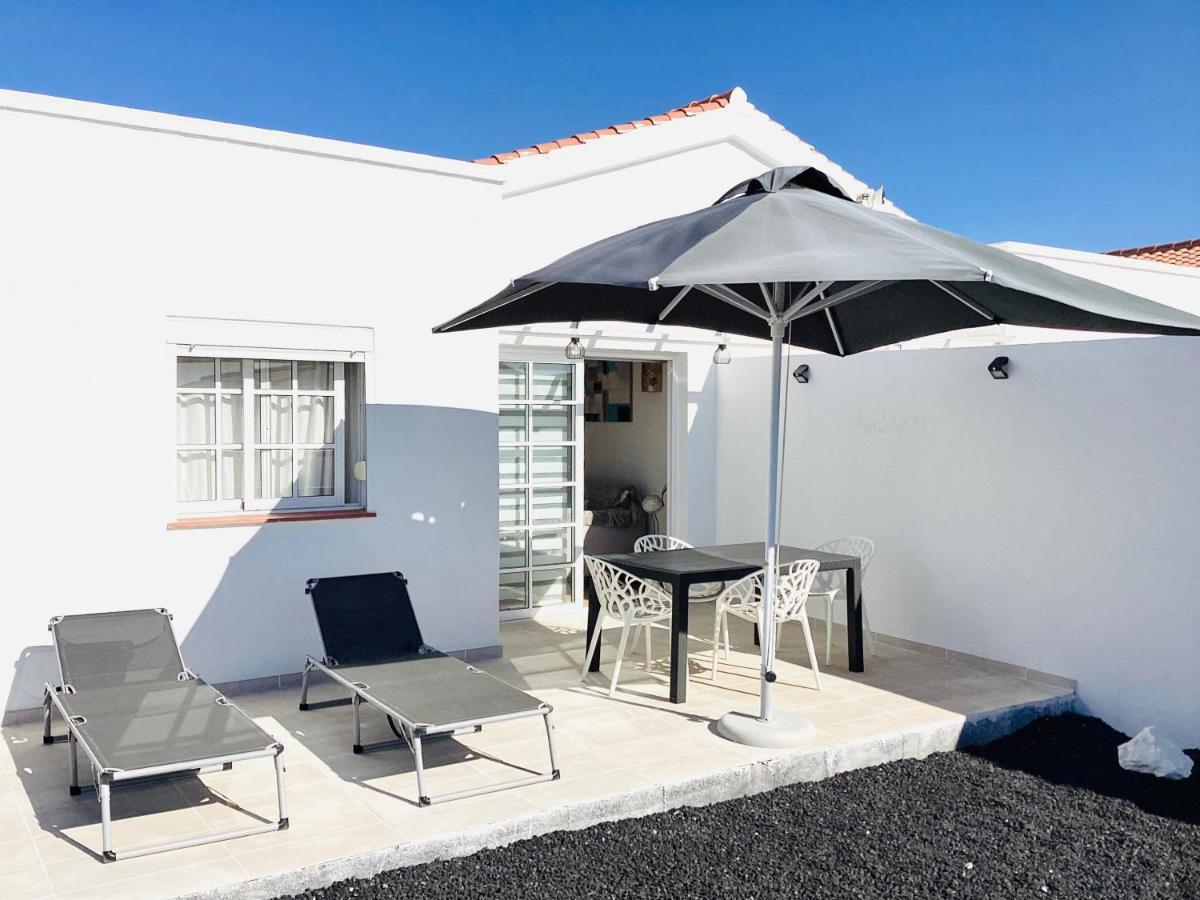 Maison Vue Mer Avec Piscine Apartment Caleta De Fuste Bagian luar foto